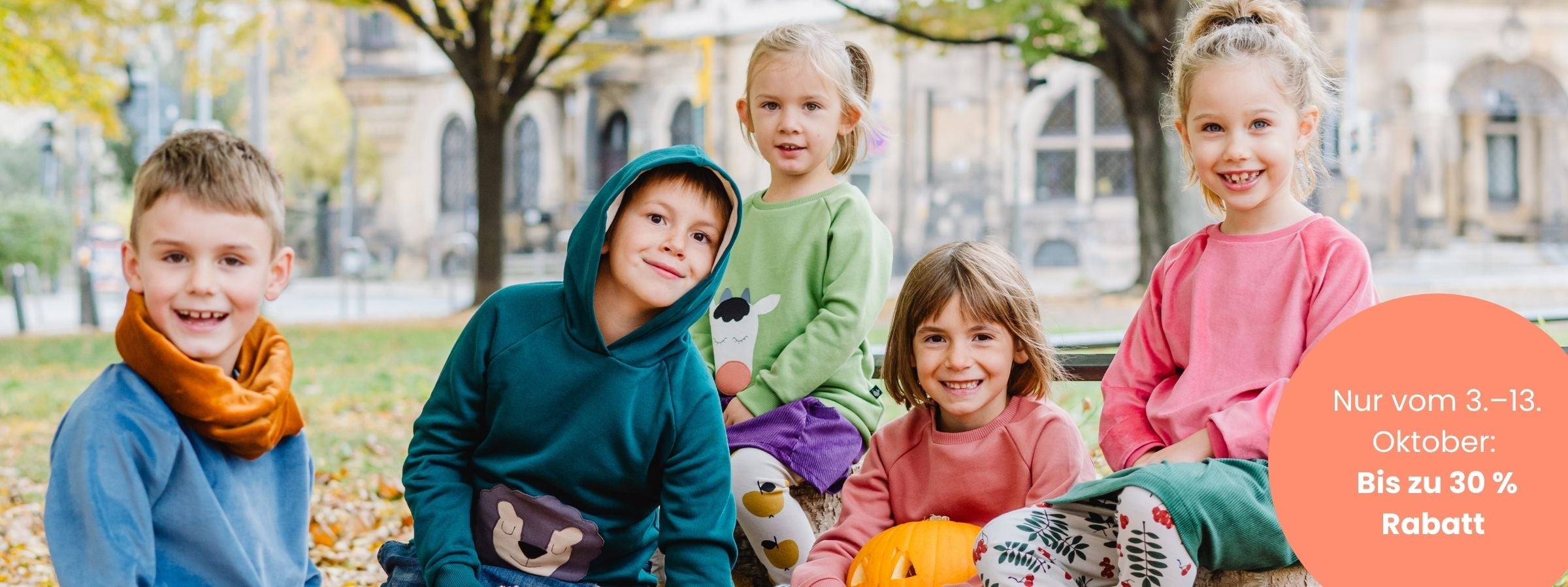 Fröhliche Bio-Kindermode für den Herbst entdecken – jetzt bis zu 30 % günstiger