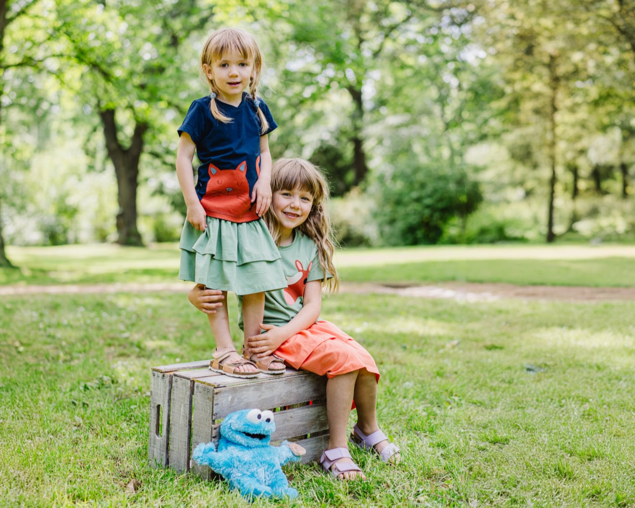 Sale Kindermode von internaht - Kinder T-Shirts mit Katze und Pferd und Stufenröcke für Mädchen aus Bio-Baumwolle