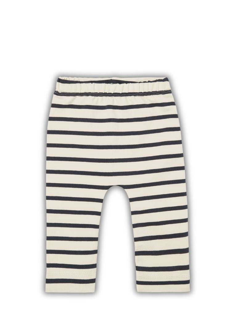 Baby Hose Gestreift in Ecru-Navy aus Bio-Baumwolle genäht von internaht in Dresden. Mit praktischem tiefen Schritt und flexiblen, umkrempelbaren Säumen. Perfekt für jedes Baby Outfit!