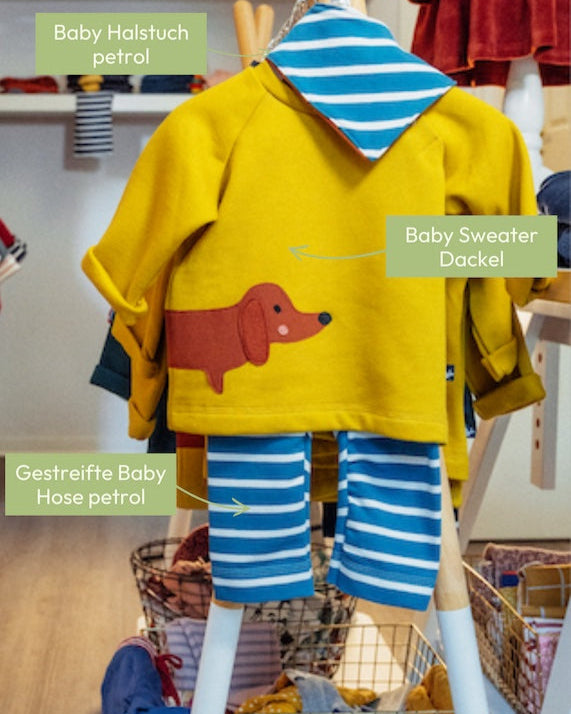 Baby Set aus Sweater Dackel, gestreifter Babyhose und Halstuch auch Biobaumwolle von internaht