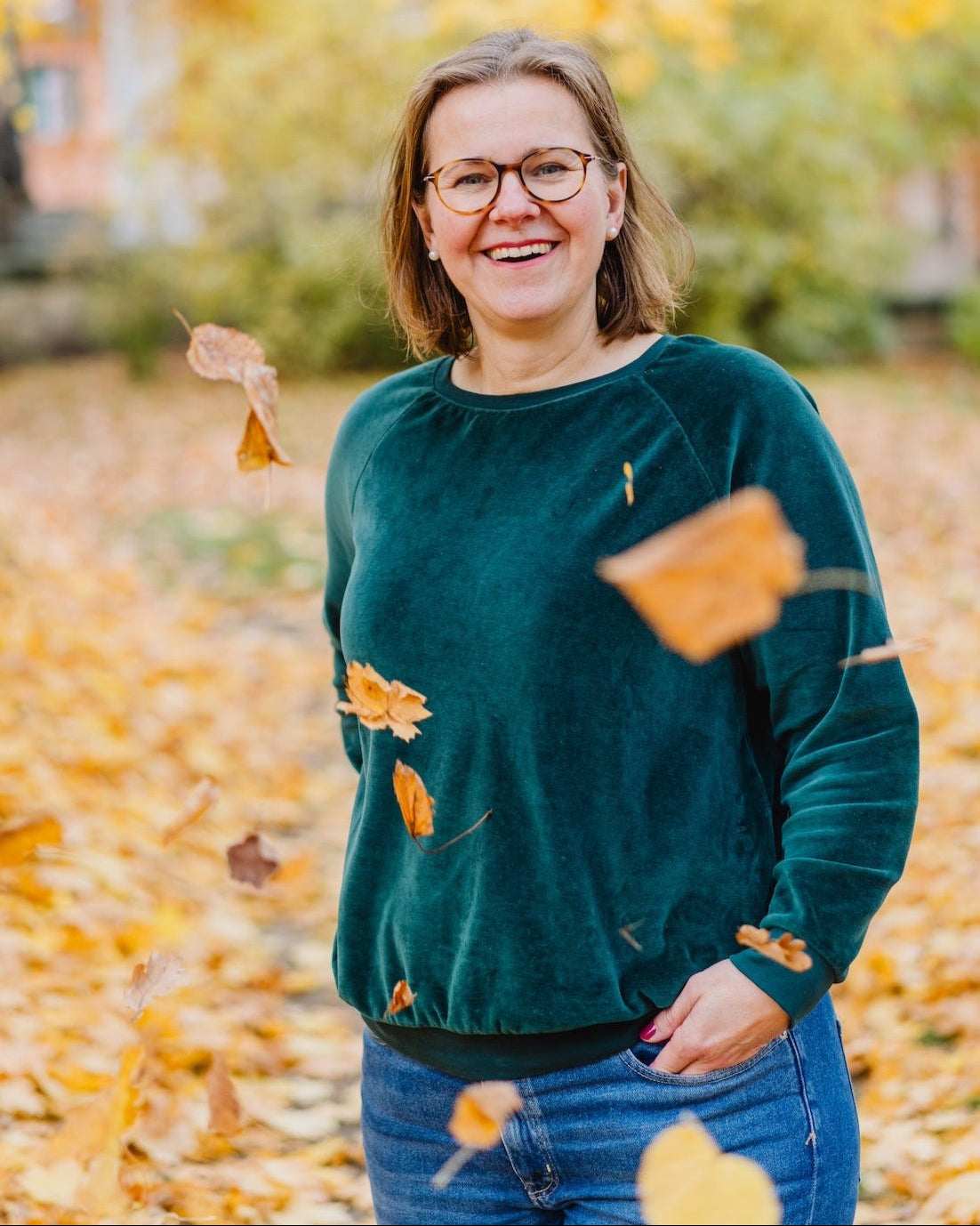 Damen Nicki Pullover aus 100 % Bio-Baumwolle in Dunkelgrün, handgenäht in Dresden von internaht