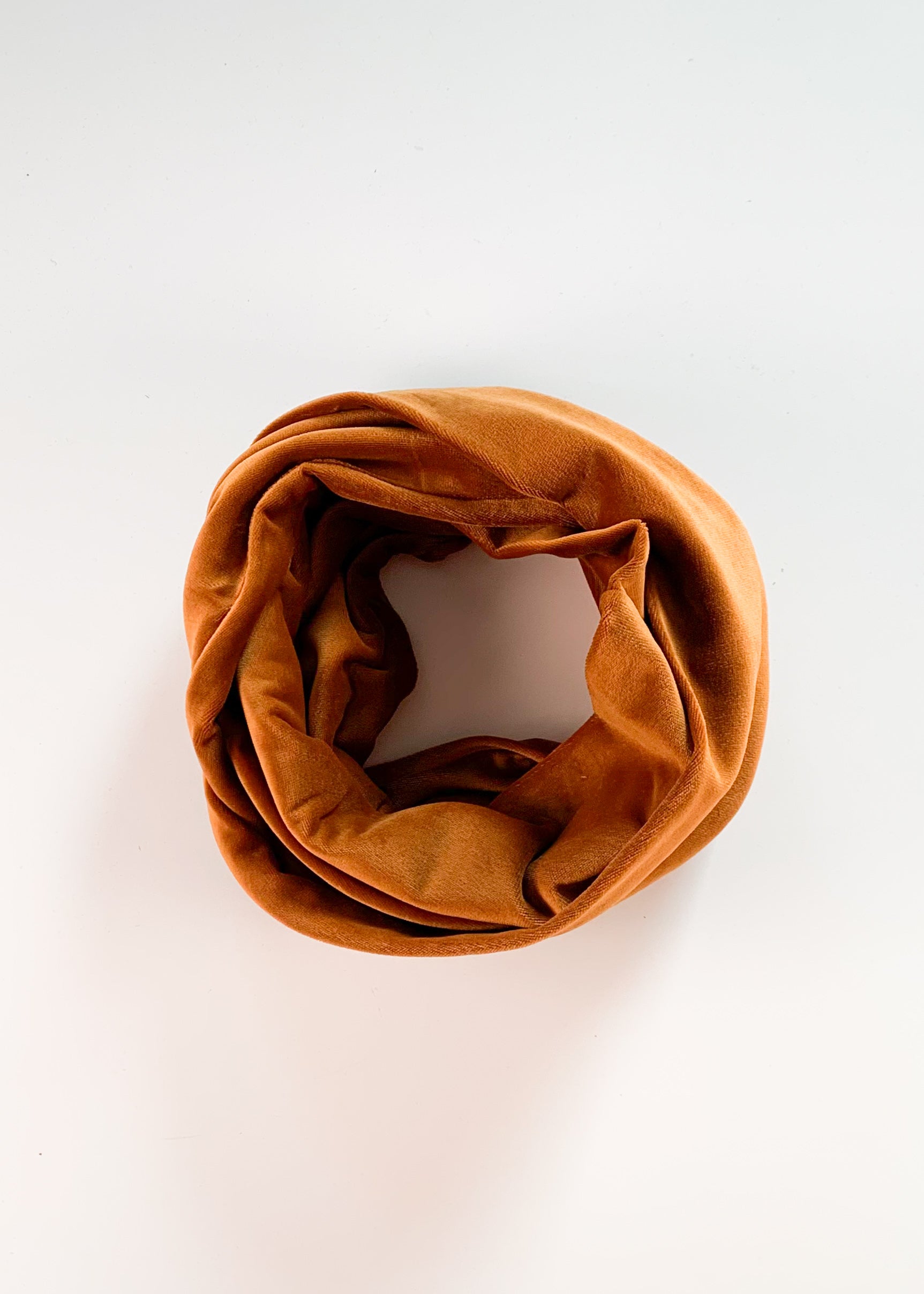 Nicki Loopschal aus 100% Biobaumwolle in Karamell, fair genäht von internaht in Dresden