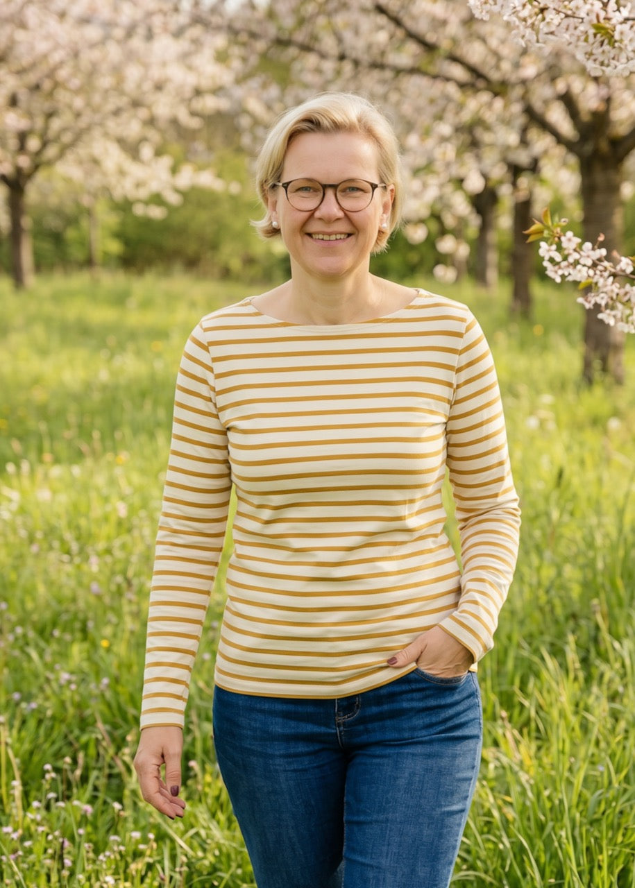 Ringelshirt Damen in zeitlosem Streifenmuster Weiß-Senfgelb aus hochwertiger Bio-Baumwolle von internaht
