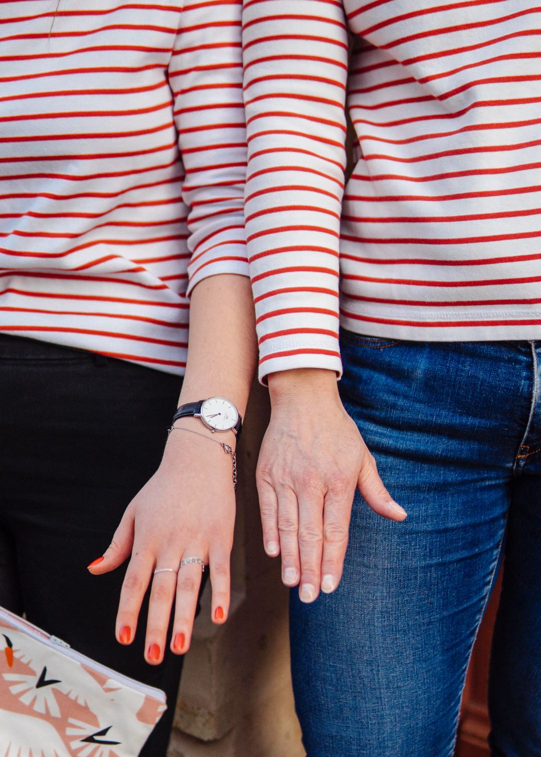 Gestreiftes Shirt Damen – nachhaltig hergestellt und besonders weich, zeitloses Streifenmuster rot-weiss aus hochwertiger Bio-Baumwolle