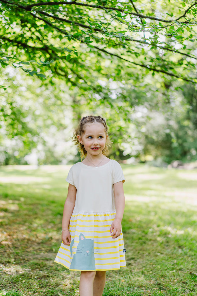 Luftiges Kinder Sommerkleid für Mädchen mit süßem Katzenmotiv - Kinder Kleidung made in Germany