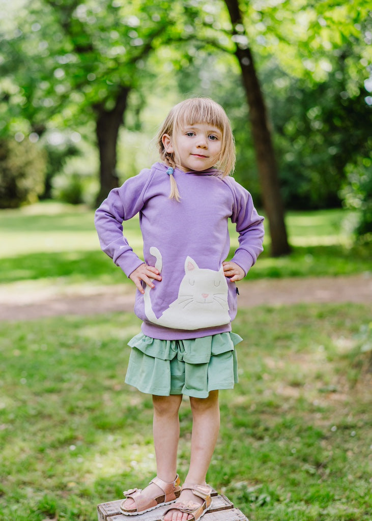 Stufenrock für Mädchen aus Bio Baumwolle in Lindgrün - fair genäht von internaht in Dresden
