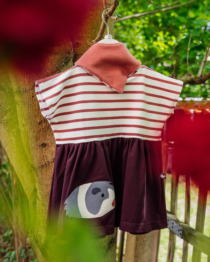 Baby Kleid mit Meerschweinchen aus 100% Bio Baumwolle mit Sorgfalt genäht in Dresden von internaht - perfekt mit Baby Halstuch