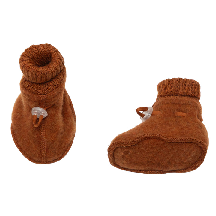 Warme Baby Wolle Schühchen aus 100% Merinowolle von joha in Karamell