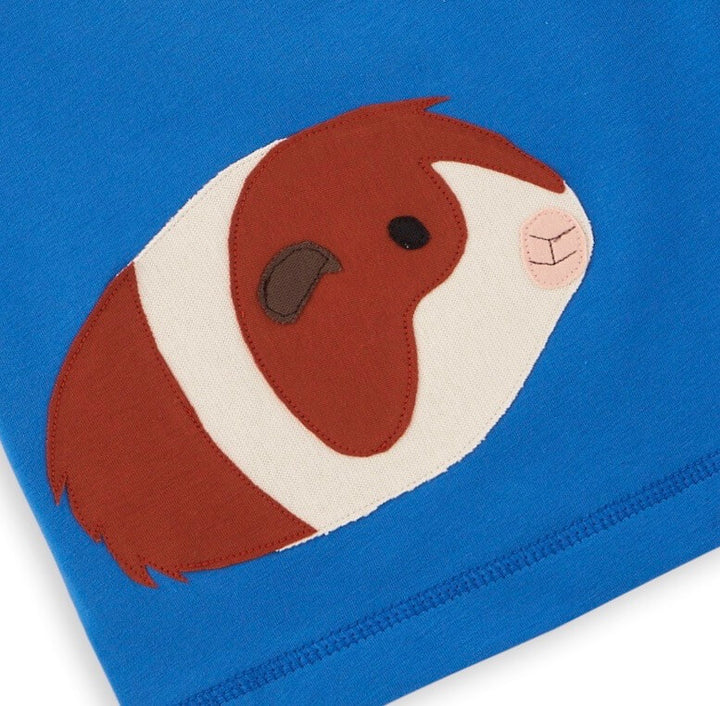 Kinder T Shirt für Jungen und Mädchen aus Bio Baumwolle mit Meerschweinchen von internaht aus Dresden - Nahaufnahme des Meerschweinchen-Motivs