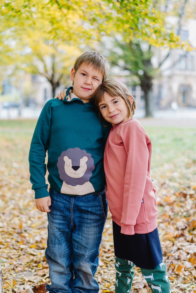 Nachhaltige Kleidung für Jungen und nachhaltige Kleidung für Mädchen - mit Sorgfalt genäht von internaht in Dresden