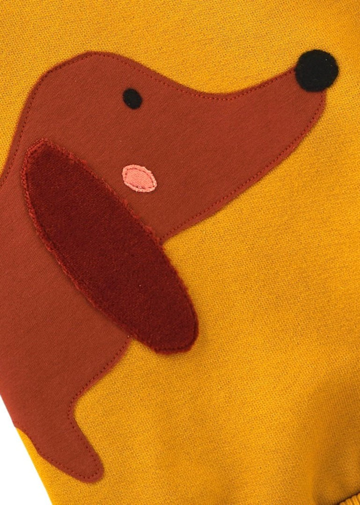 Senfgelber Kapuzenpullover für Kinder mit Dackel-Applikation aus 100% Bio Baumwolle von internaht